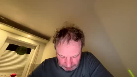 Snapshot of dachdecker7269 chatting on 01/12/26, 05:45 dachdecker7269 online show from 01/12/26, 05:45