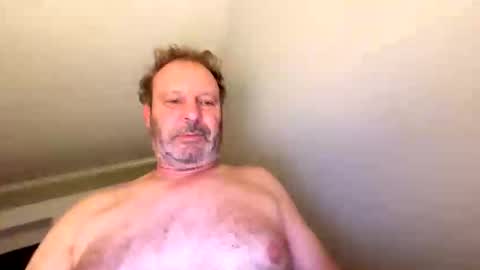 Snapshot of dachdecker7269 chatting on 01/17/26, 06:07 dachdecker7269 online show from 01/17/26, 06:07