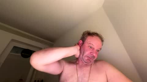 Snapshot of dachdecker7269 chatting on 02/02/26, 03:38 dachdecker7269 online show from 02/02/26, 03:38