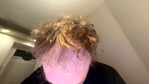 Snapshot of dachdecker7269 chatting on 02/04/26, 05:02 dachdecker7269 online show from 02/04/26, 05:02