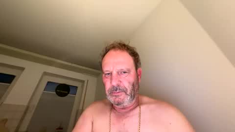 Snapshot of dachdecker7269 chatting on 02/08/26, 06:17 dachdecker7269 online show from 02/08/26, 06:17