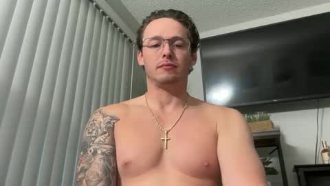 Snapshot of daddie12345678 chatting on 03/21/26, 10:35 Daddy online show from 03/21/26, 10:35