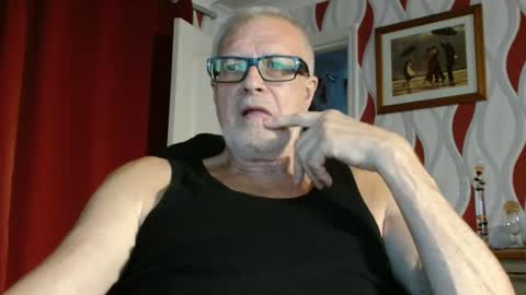Brian ... online show from 07/08/26, 08:13