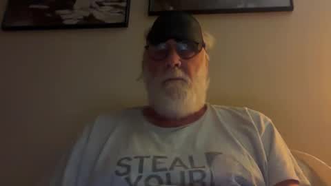 Snapshot of daddy341177 chatting on 10/09/25, 08:56 daddy341177 online show from 10/09/25, 08:56