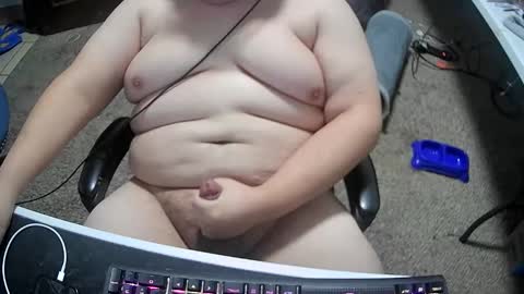 Snapshot of daddyaaronxl chatting on 10/27/25, 03:27 daddyaaronxl online show from 10/27/25, 03:27