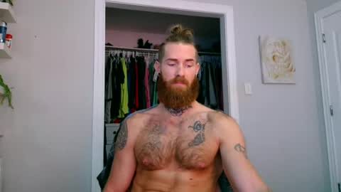 Snapshot of daddyafterdark1 chatting on 05/20/26, 02:01 daddyafterdark1 online show from 05/20/26, 02:01