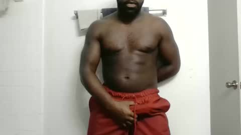 Snapshot of daddybbc52 chatting on 04/26/26, 12:03 Rashaudrodz.. online show from 04/26/26, 12:03