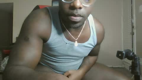 Snapshot of daddybbc52 chatting on 07/12/26, 06:37 Rashaudrodz.. online show from 07/12/26, 06:37