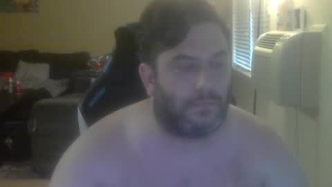 Snapshot of daddybody4u chatting on 01/31/25, 08:01 daddybody4u online show from 01/31/25, 08:01