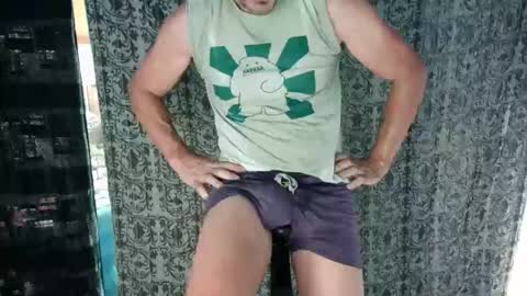 Snapshot of daddycache chatting on 06/01/26, 01:24 bas online show from 06/01/26, 01:24