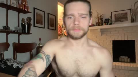 Snapshot of daddydaydrinkz chatting on 12/15/24, 08:30 DaddydayDrinkz online show from 12/15/24, 08:30