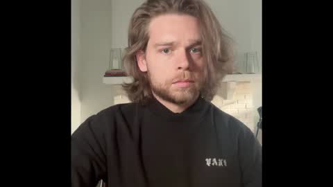 Snapshot of daddydaydrinkz chatting on 01/17/25, 09:28 DaddydayDrinkz online show from 01/17/25, 09:28