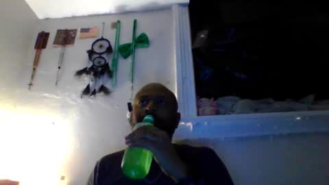 Snapshot of daddydickxm chatting on 01/11/26, 03:33 daddydickxm online show from 01/11/26, 03:33