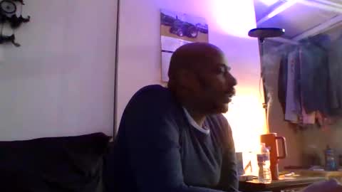 Snapshot of daddydickxm chatting on 03/18/26, 03:20 daddydickxm online show from 03/18/26, 03:20