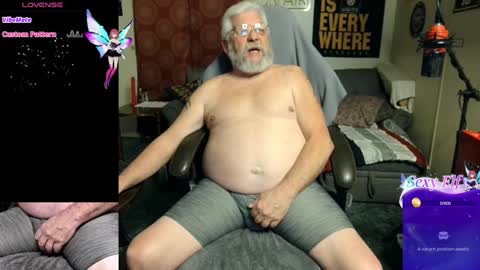 Snapshot of daddydom4fun chatting on 01/30/25, 11:02 Daddydom4fun online show from 01/30/25, 11:02