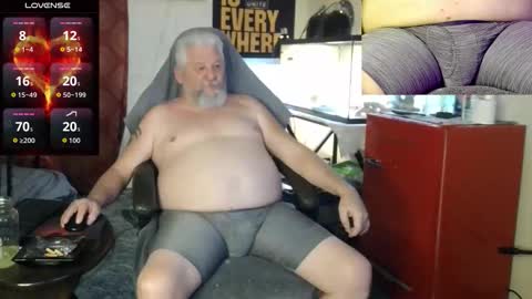 Snapshot of daddydom4fun chatting on 12/02/25, 10:16 Daddydom4fun online show from 12/02/25, 10:16