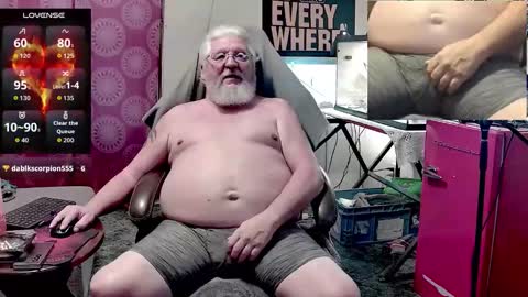 Snapshot of daddydom4fun chatting on 03/10/26, 11:10 Daddydom4fun online show from 03/10/26, 11:10