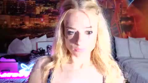 Sabrinna Bae online show from 03/13/26, 09:27