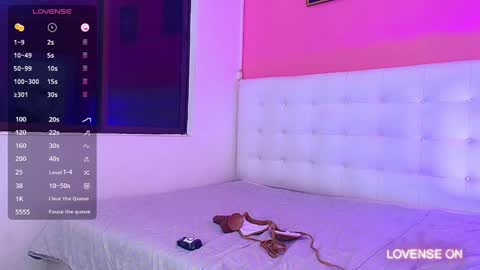 Snapshot of daddyissuesss_ chatting on 12/20/24, 07:50 JAZMIN online show from 12/20/24, 07:50