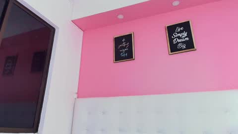 Snapshot of daddyissuesss_ chatting on 01/13/25, 10:35 JAZMIN online show from 01/13/25, 10:35