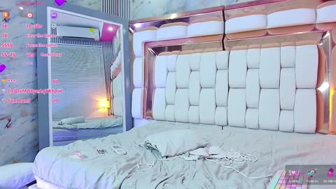 Snapshot of daddyissuesss_ chatting on 01/17/25, 10:45 JAZMIN online show from 01/17/25, 10:45