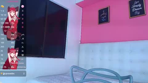 Snapshot of daddyissuesss_ chatting on 02/28/25, 07:46 JAZMIN online show from 02/28/25, 07:46