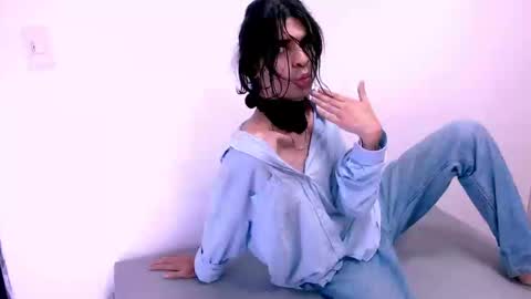 tayler online show from 03/08/25, 02:08