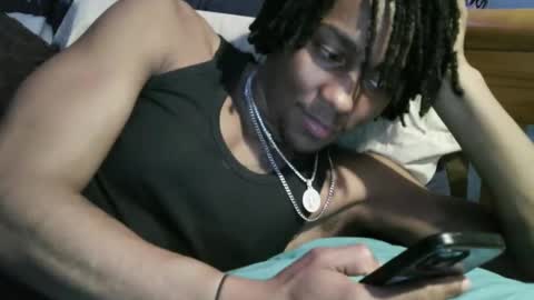 Snapshot of daddyj51870 chatting on 01/02/25, 01:27 daddyJs cam online show from 01/02/25, 01:27