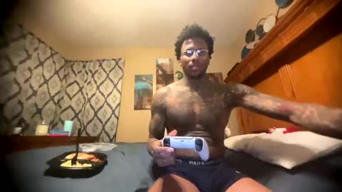 Snapshot of daddyjanimal chatting on 04/15/26, 03:13 sexy tatted king bbc online show from 04/15/26, 03:13