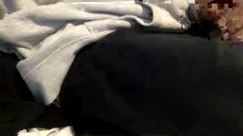 Snapshot of daddyjerksit chatting on 01/18/26, 09:18 JOI use emoji thumbs up Faster Thumbs down Slower Hi Hand Stop Fist Start.Stop online show from 01/18/26, 09:18