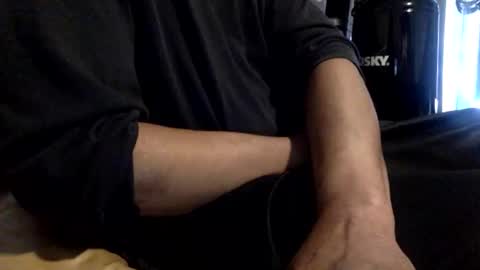 Snapshot of daddyjerksit chatting on 03/03/26, 04:46 JOI use emoji thumbs up Faster Thumbs down Slower Hi Hand Stop Fist Start.Stop online show from 03/03/26, 04:46