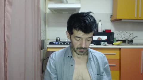 Snapshot of daddynextdoor86 chatting on 12/20/25, 05:25 daddynextdoor86 online show from 12/20/25, 05:25