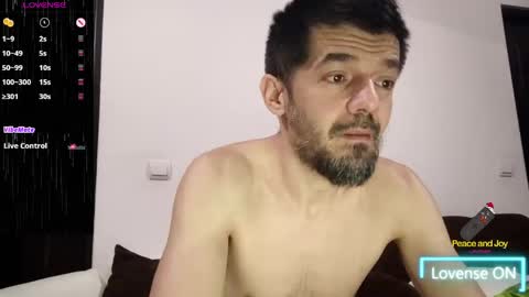 Snapshot of daddynextdoor86 chatting on 03/21/26, 03:11 daddynextdoor86 online show from 03/21/26, 03:11