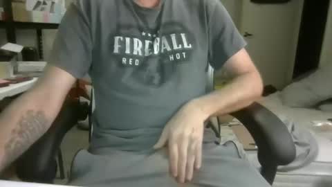 Snapshot of daddysbigdick4u chatting on 04/04/26, 12:46 daddysbigdick4u online show from 04/04/26, 12:46