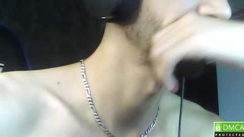 Snapshot of daddyselim chatting on 06/17/26, 09:38 the alpha online show from 06/17/26, 09:38