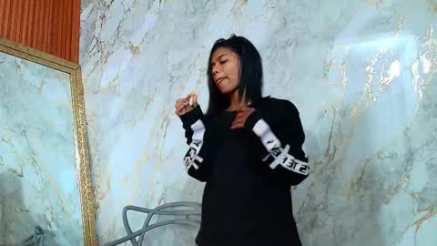 Anny  online show from 03/04/25, 11:11