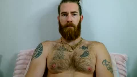 Snapshot of daddyunlocked chatting on 09/18/25, 11:12 daddyunlocked online show from 09/18/25, 11:12