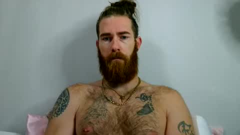 Snapshot of daddyunlocked chatting on 09/19/25, 11:00 daddyunlocked online show from 09/19/25, 11:00