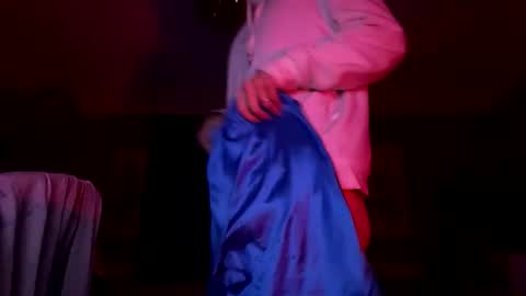 Snapshot of daddywants111128 chatting on 12/01/25, 02:16 daddywants111128 online show from 12/01/25, 02:16