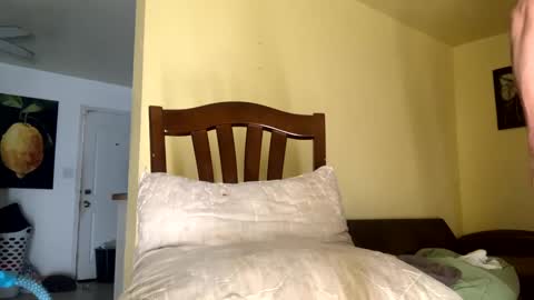 Snapshot of daddyway2happy chatting on 12/02/24, 03:36 Let Me IRL online show from 12/02/24, 03:36