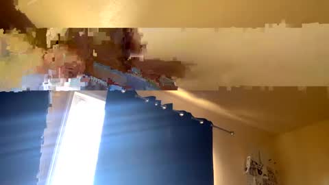 Snapshot of daddyway2happy chatting on 01/19/25, 11:10 Let Me IRL online show from 01/19/25, 11:10