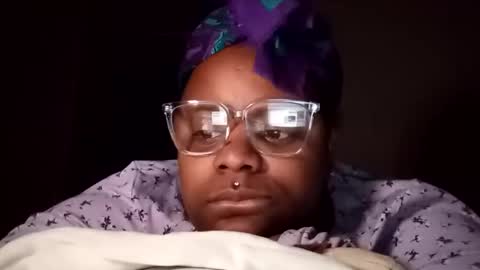 Snapshot of dadeesqtpieluvsu chatting on 02/11/26, 01:21 DadeesQTPie online show from 02/11/26, 01:21