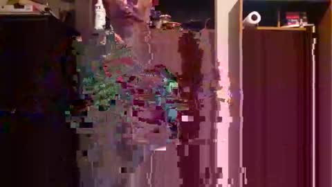 Snapshot of dadsfreedickrides chatting on 11/08/25, 12:11 dadsfreedickrides online show from 11/08/25, 12:11