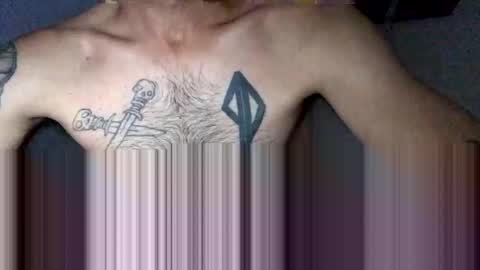 Snapshot of daemoncr chatting on 11/01/25, 02:30 daemoncr online show from 11/01/25, 02:30