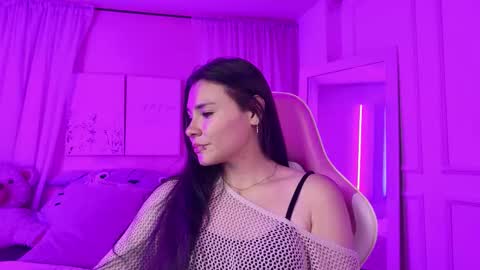 Naomy online show from 03/17/26, 06:55