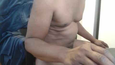 daffyduck71 online show from 12/05/25, 02:14