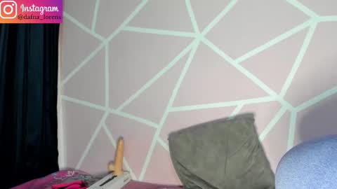 dafna lorens  online show from 11/24/25, 01:16