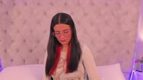 Snapshot of dafne_bss chatting on 04/24/26, 05:21 dafne_bss online show from 04/24/26, 05:21