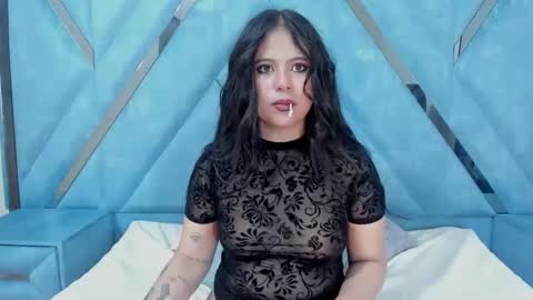 Snapshot of dafne_cleo chatting on 10/09/25, 04:43 Dafne online show from 10/09/25, 04:43