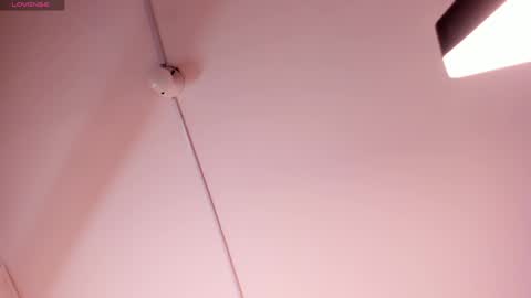 dafne_hillss online show from 04/27/26, 11:30